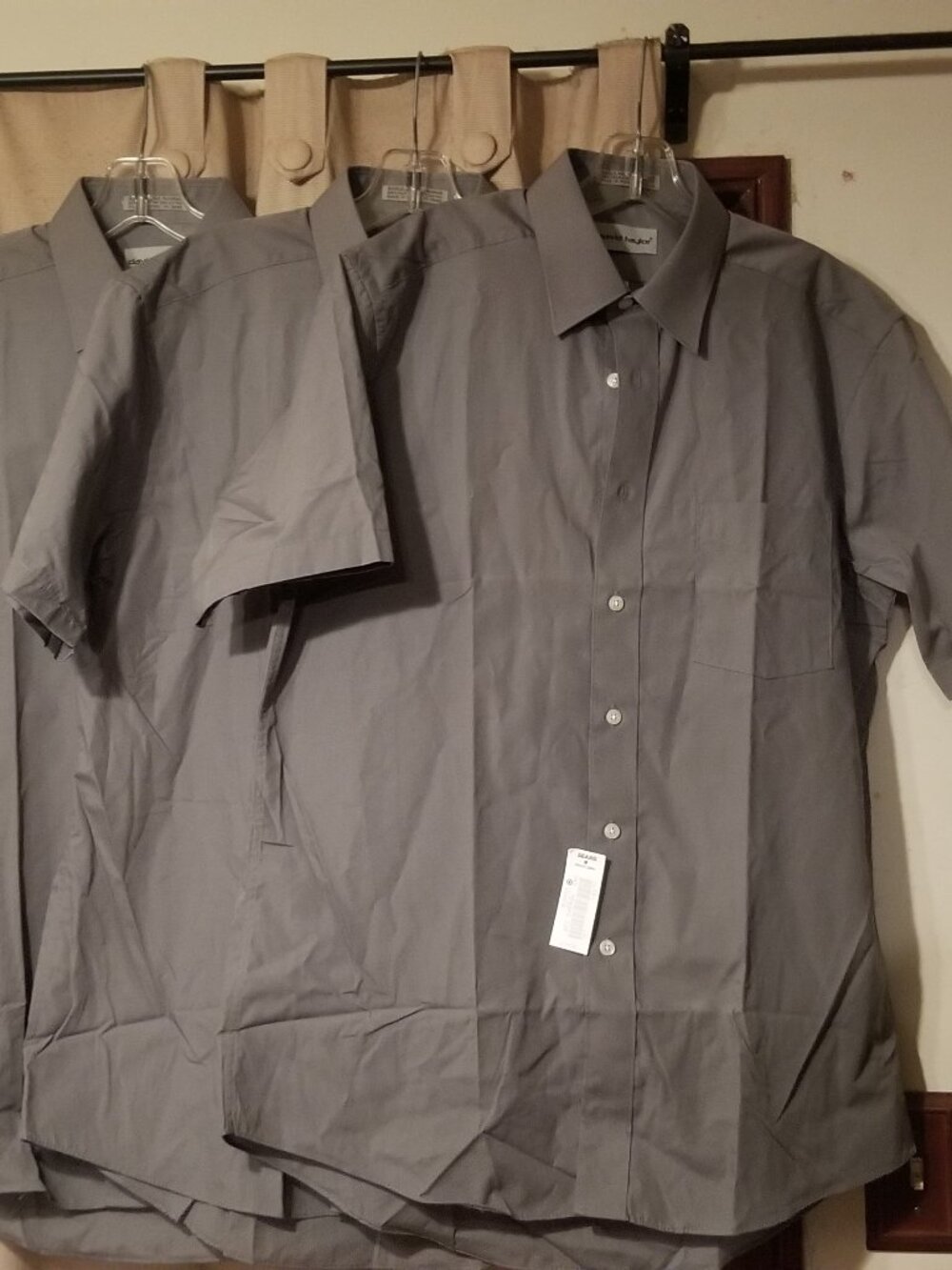 Mens 'David Taylor' S.S. NWT, Dress Shirts, 3 Pieces, Grey, 15-1/2"